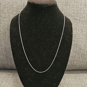 NWOT B. Tiff stainless steel 26" chain neklace